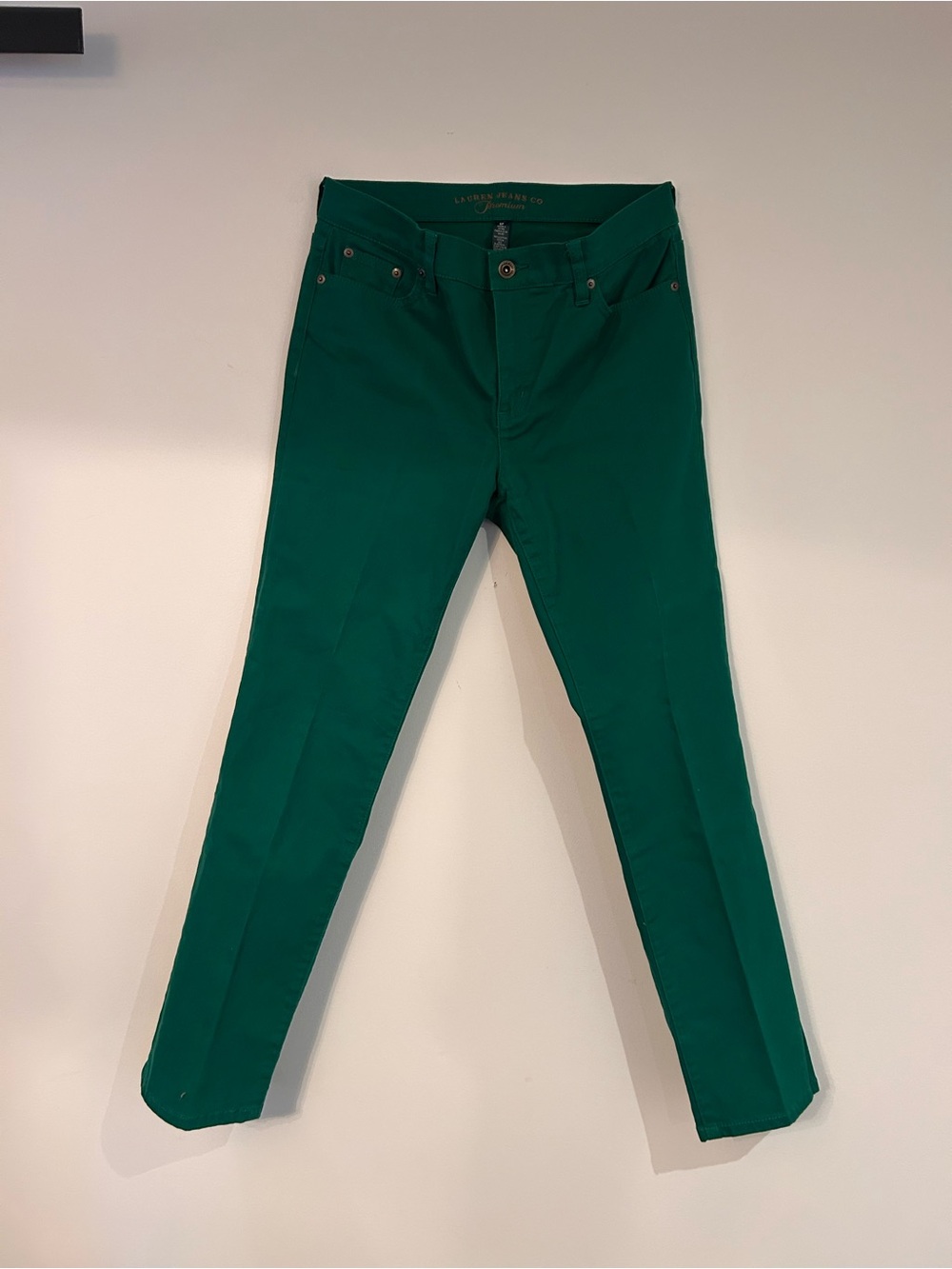 NWOT Lauren Ralph Lauren Women’s Straight Leg Jeans in Emerald Green